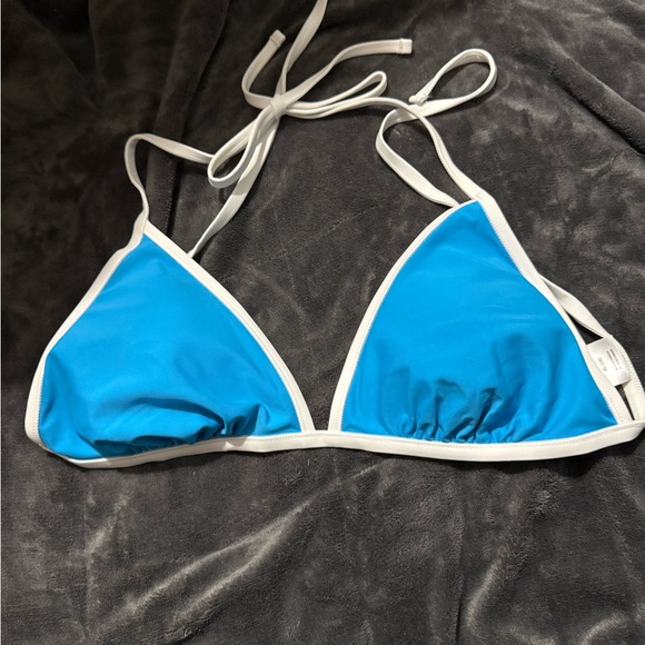 Wild Fable Blue and White Bikini Top - Picture 1 of 3